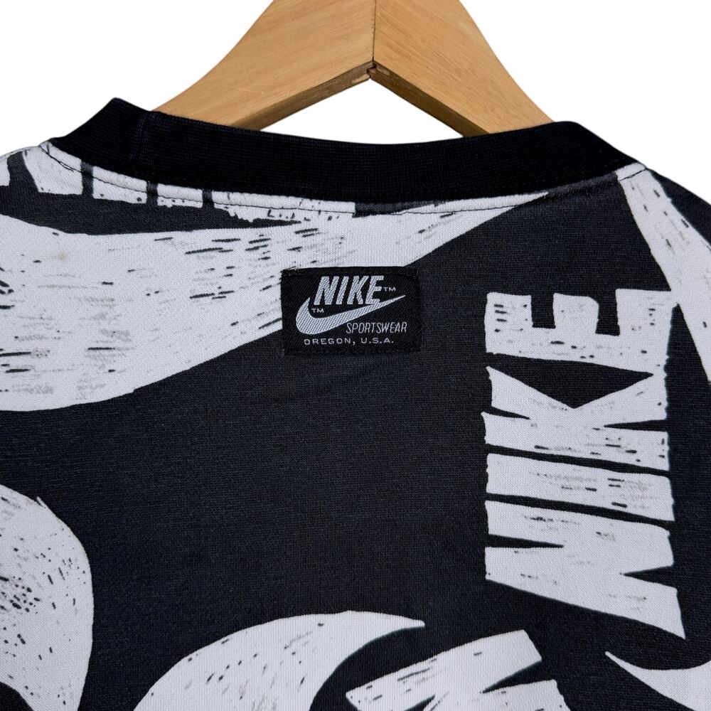 Nike Icon Women's Medium Cropped All Over Logo Black White Sweatshirt Streetwear - Picture 7 of 8